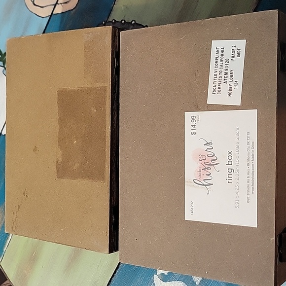 Rustic Wooden Wedding Ring Box- Keep Your Rings Safe - Picture 4 of 4